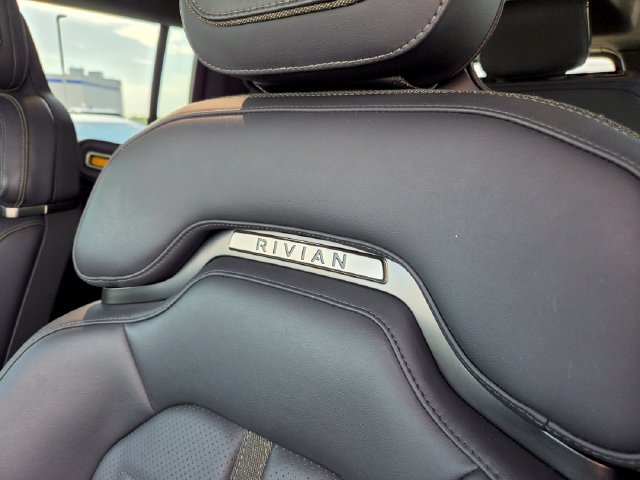 Used 2024 Rivian R1S Adventure Dual AWD/4WD image 21