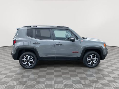 Used 2021 Jeep Renegade Trailhawk w/ Sun & Sound Group image 8
