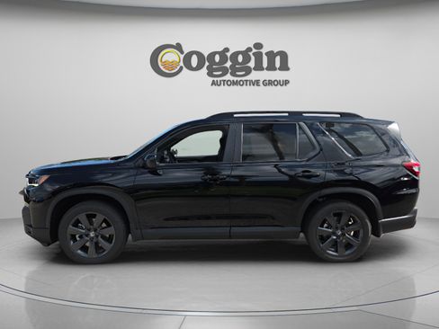 New 2026 Honda Pilot Sport image 2