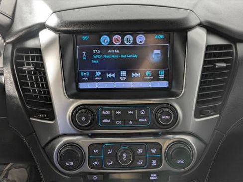 Used 2019 Chevrolet Tahoe LT image 30