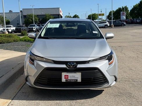 Used 2023 Toyota Corolla LE FWD image 8