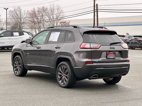 Used 2021 Jeep Cherokee Latitude Lux 80th Anniv w/ Quick Order Package 26U 80TH image 8