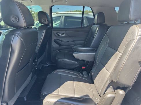 Used 2019 Chevrolet Traverse RS AWD/4WD image 14