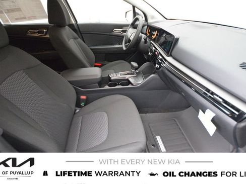 New 2026 Kia Sportage LX image 16