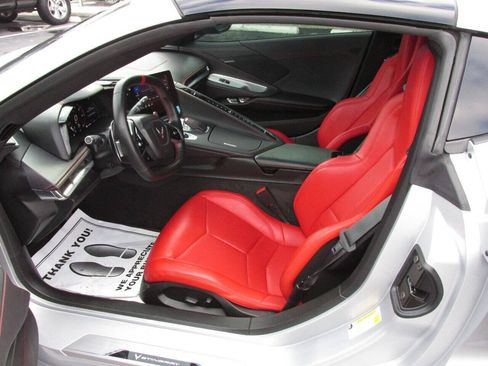 Used 2020 Chevrolet Corvette Stingray Coupe w/ Z51 Performance Package RWD image 19