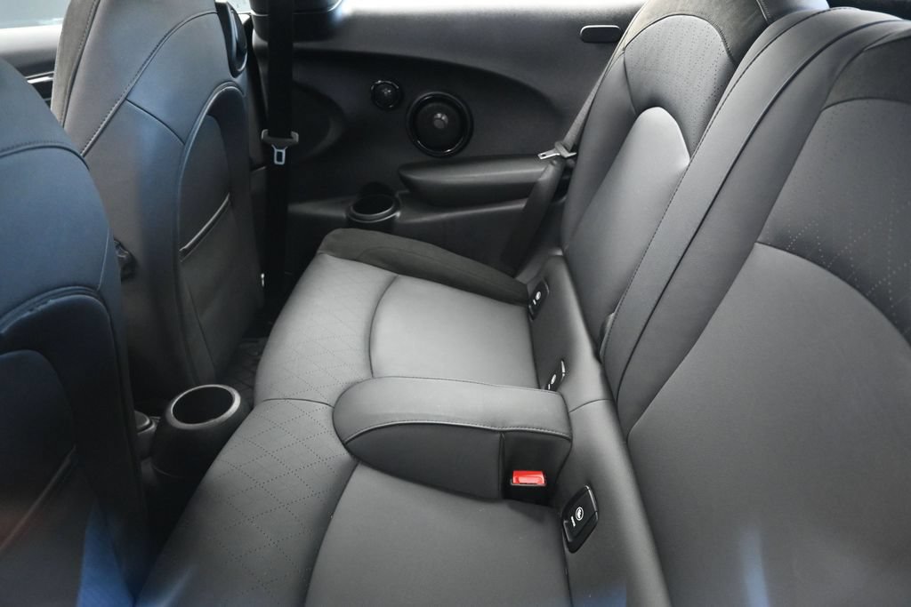 Used 2024 MINI Cooper S FWD image 15