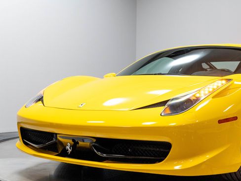 Used 2010 Ferrari 458 Italia Coupe RWD image 74