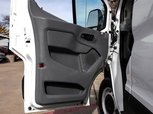 Used 2019 Ford Transit 250 130 Low Roof image 37