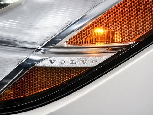 Used 2023 Volvo S90 B6 Ultimate w/ Protection Package image 77