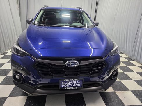 Used 2024 Subaru Crosstrek 2.5i Limited w/ Crosstrek Mirror Package AWD/4WD image 5