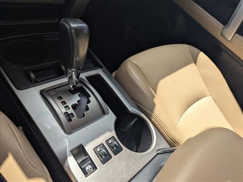 Used 2019 Toyota 4Runner SR5 Premium RWD image 12