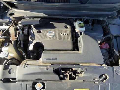 Used 2015 Nissan Pathfinder SV w/ Cargo Package image 32