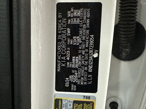 Used 2024 Kia Soul LX w/ Option Group 015 image 33