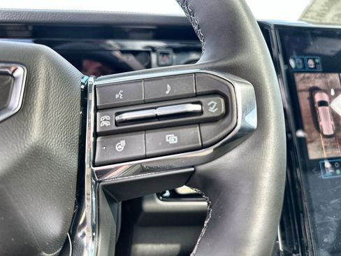 New 2026 GMC Yukon XL Denali w/ Denali Reserve Package image 32