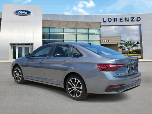 Used 2024 Volkswagen Jetta Sport FWD image 7