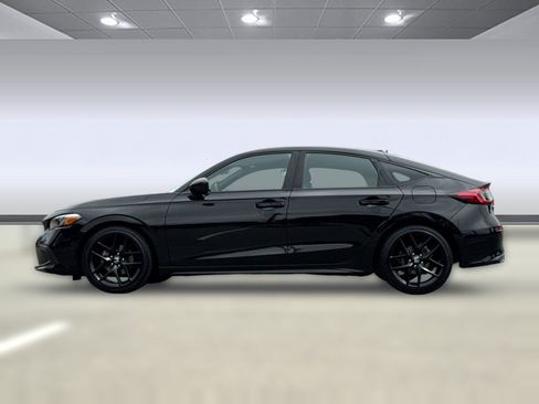 Certified 2024 Honda Civic Sport image 2