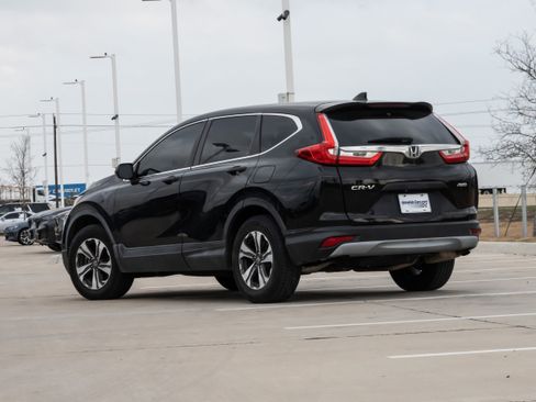 Used 2017 Honda CR-V LX image 3