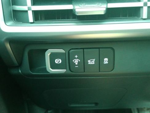 Used 2024 Hyundai Santa Fe SEL image 39