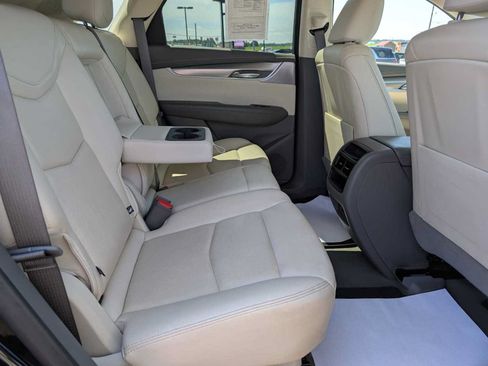 Certified 2023 Cadillac XT5 Premium Luxury w/ LPO, Floor Liner Package AWD/4WD image 40