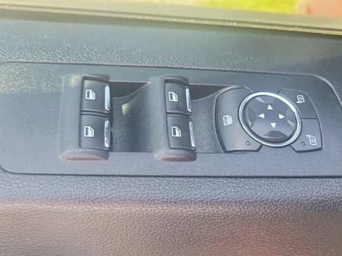 Used 2017 Ford F150 XLT w/ Equipment Group 302A Luxury AWD/4WD image 26