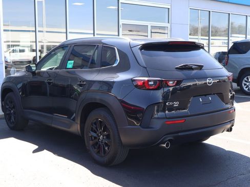 Used 2024 MAZDA CX-50 AWD 2.5 S w/ Preferred Package image 11