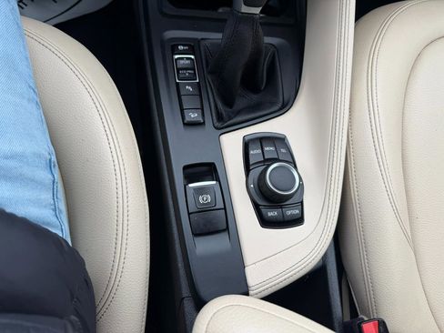 Used 2017 BMW X1 xDrive28i image 14