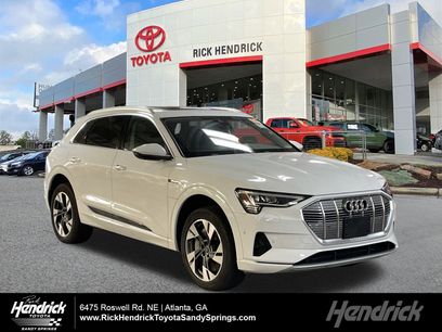 Used 2022 Audi e-tron Premium Plus w/ Premium Plus Package