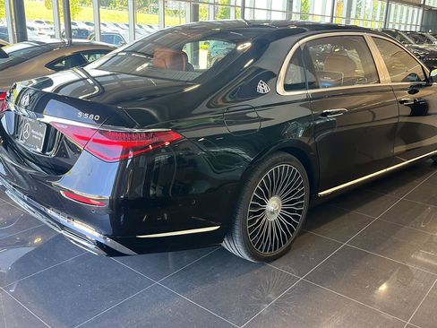 Certified 2022 Mercedes-Benz Maybach S 580 4MATIC image 29