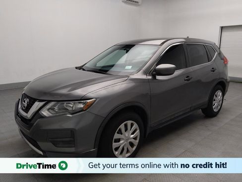 Used 2017 Nissan Rogue S image 1