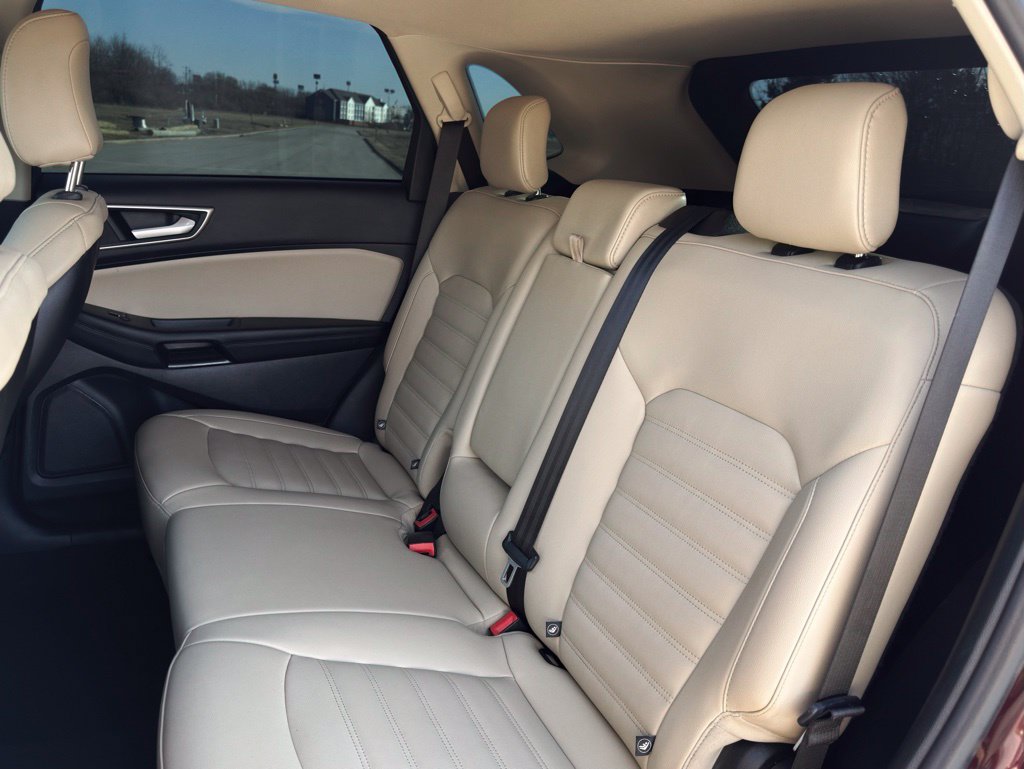 Used 2021 Ford Edge SEL AWD/4WD image 20
