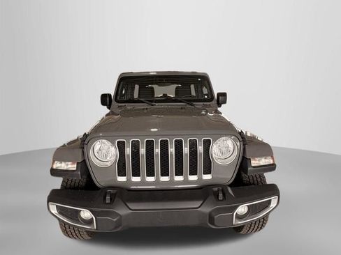 Used 2018 Jeep Wrangler Unlimited Sahara w/ Dual Top Group image 11