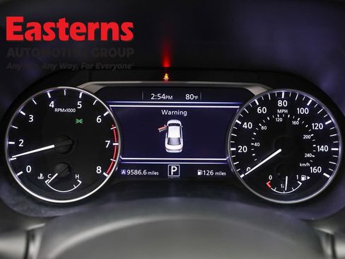 Used 2024 Nissan Sentra SV FWD image 18