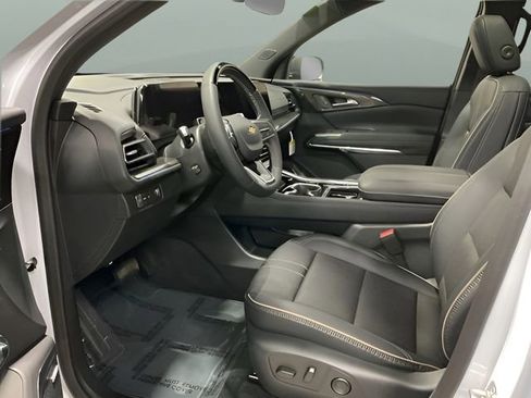 New 2026 Chevrolet Traverse High Country FWD image 16