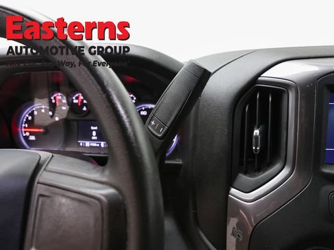 Used 2021 Chevrolet Silverado 1500 W/T w/ WT Value Package AWD/4WD image 13