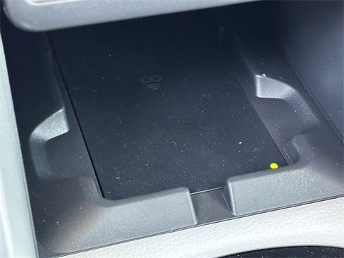 Certified 2025 Toyota Corolla Cross LE w/ Moonroof Package image 21