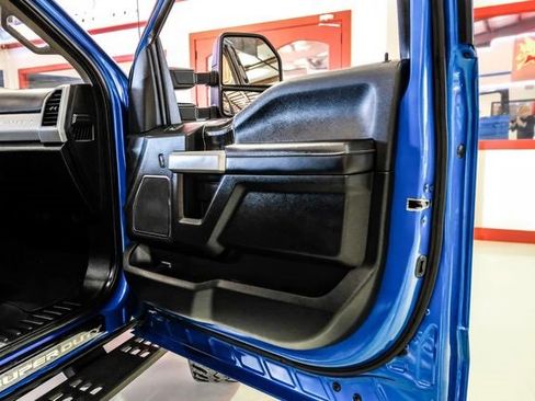 Used 2020 Ford F250 Lariat image 44