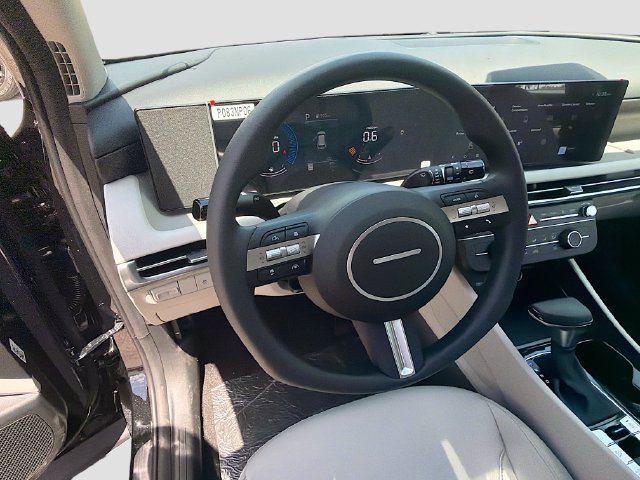 New 2026 Hyundai Tucson SE FWD image 11