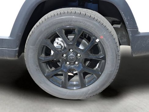 New 2026 Jeep Compass Latitude AWD/4WD image 9