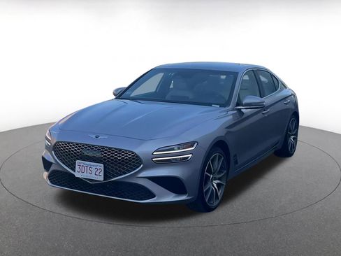 Used 2024 Genesis G70 2.5T image 7