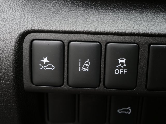Used 2025 Mitsubishi Eclipse Cross SE AWD/4WD image 16