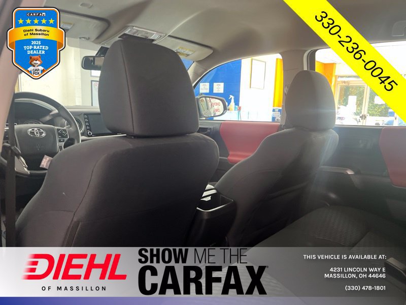 Used 2023 Toyota Tacoma SR5 AWD/4WD image 19