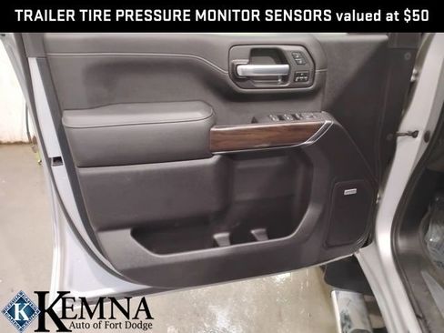 Used 2021 GMC Sierra 2500 SLT w/ SLT Premium Package image 12