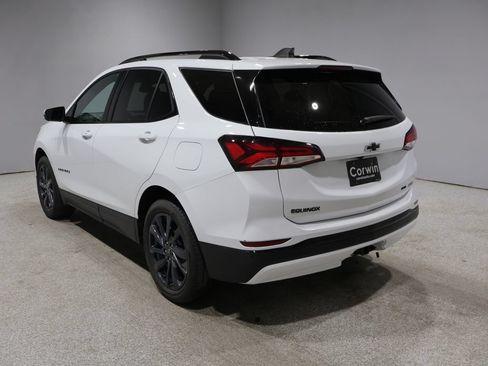 Used 2024 Chevrolet Equinox RS w/ RS Leather Package AWD/4WD image 6