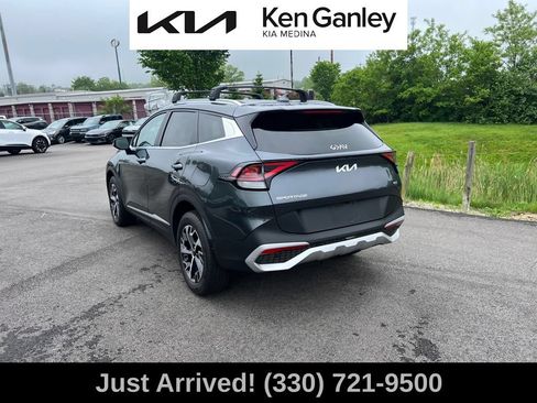Used 2024 Kia Sportage EX AWD/4WD image 7