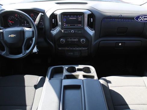 Used 2021 Chevrolet Silverado 1500 Custom image 13