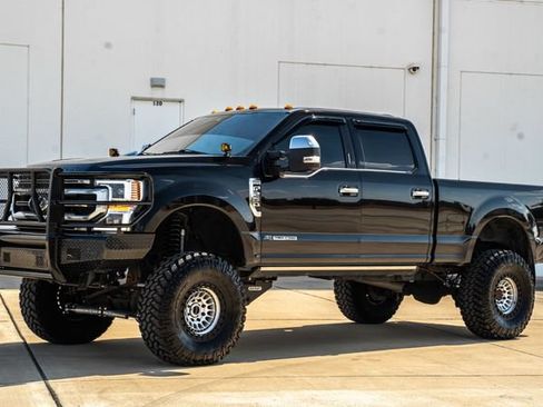 Used 2020 Ford F250 Platinum AWD/4WD image 8
