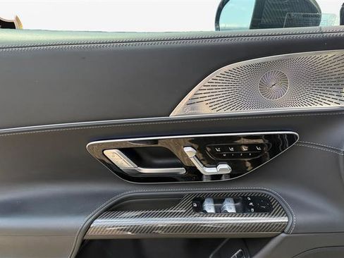 Used 2022 Mercedes-Benz SL 63 AMG 4MATIC image 11