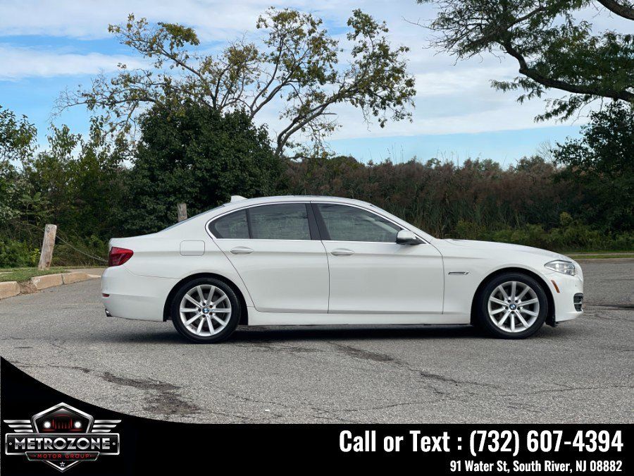 Used 2014 BMW 535i xDrive Sedan AWD/4WD image 12
