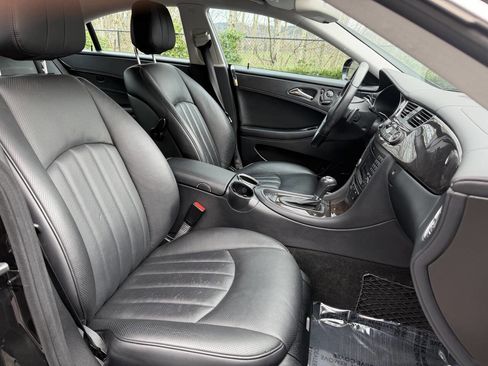 Used 2011 Mercedes-Benz CLS 550 image 15
