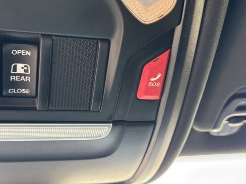 Certified 2022 RAM 1500 Big Horn AWD/4WD image 33